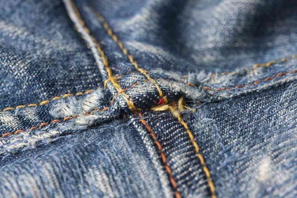 Jeans Reparieren - Reparieren - Tailors Studios - Jeans #TailorsStudios#