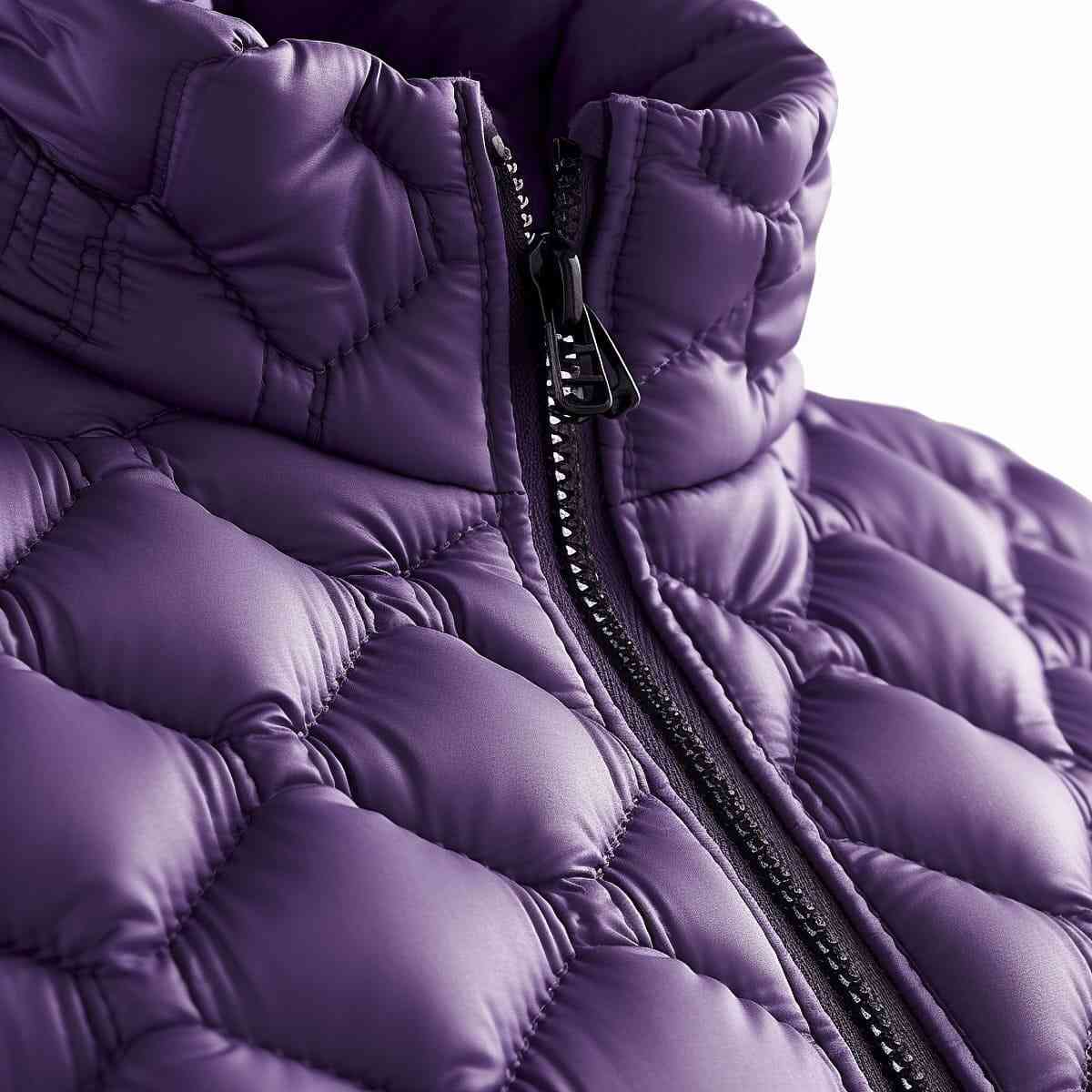 Daunenjacke riss nähen - Brandloch Daunenjacke reparieren einfach und bequem in deine Online Schneiderei Tailors Studios